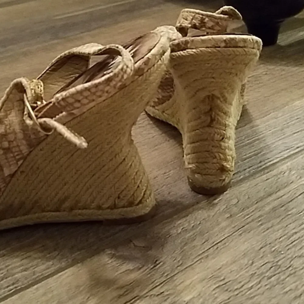 Sam Edelman Wedges - Picture 3 of 4